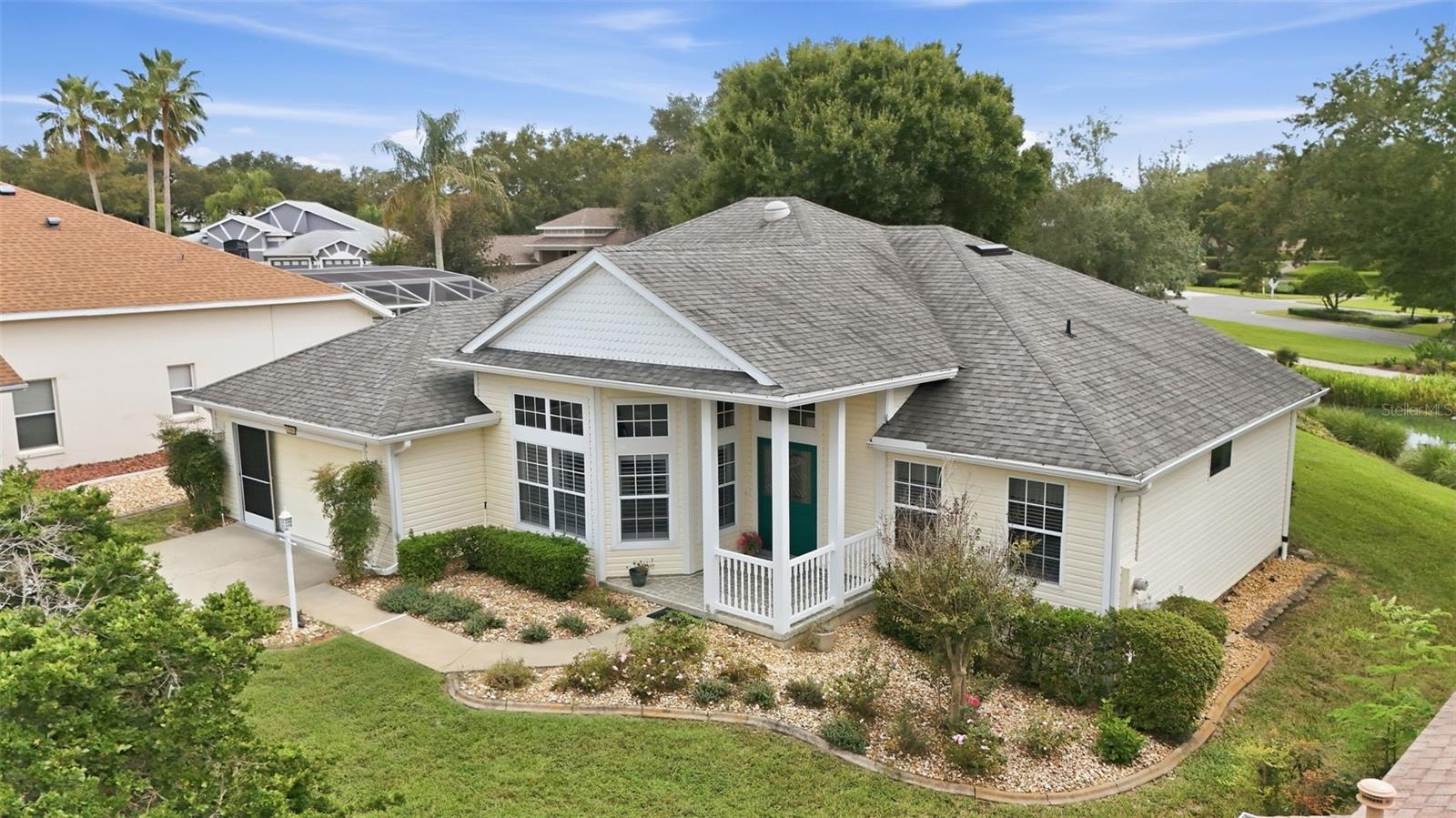 Single Family Residence in TAVARES, FL - Daniel Dourado