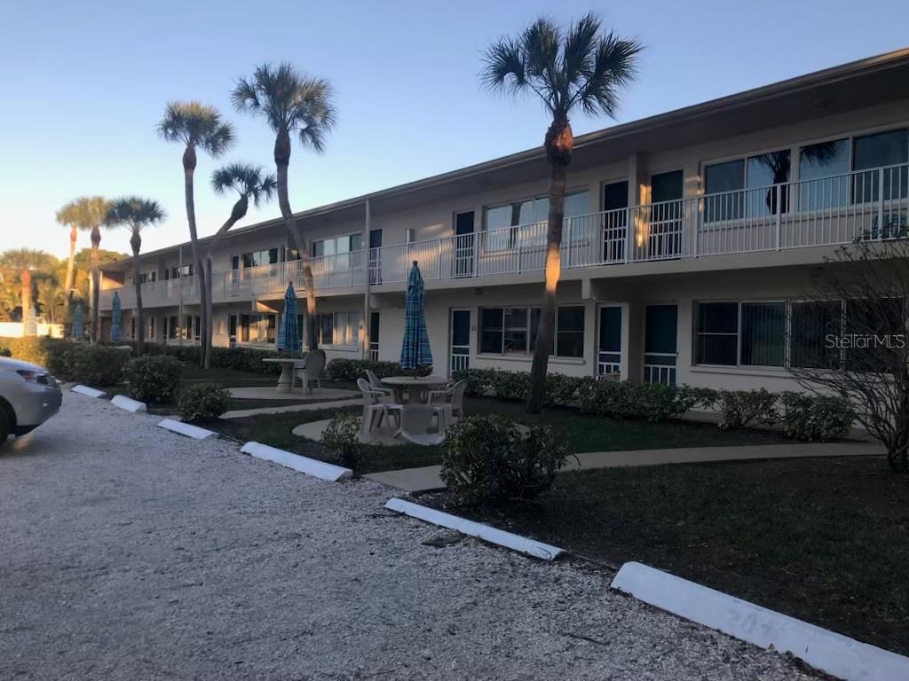 Condo - Hotel in SARASOTA, FL - Daniel Dourado