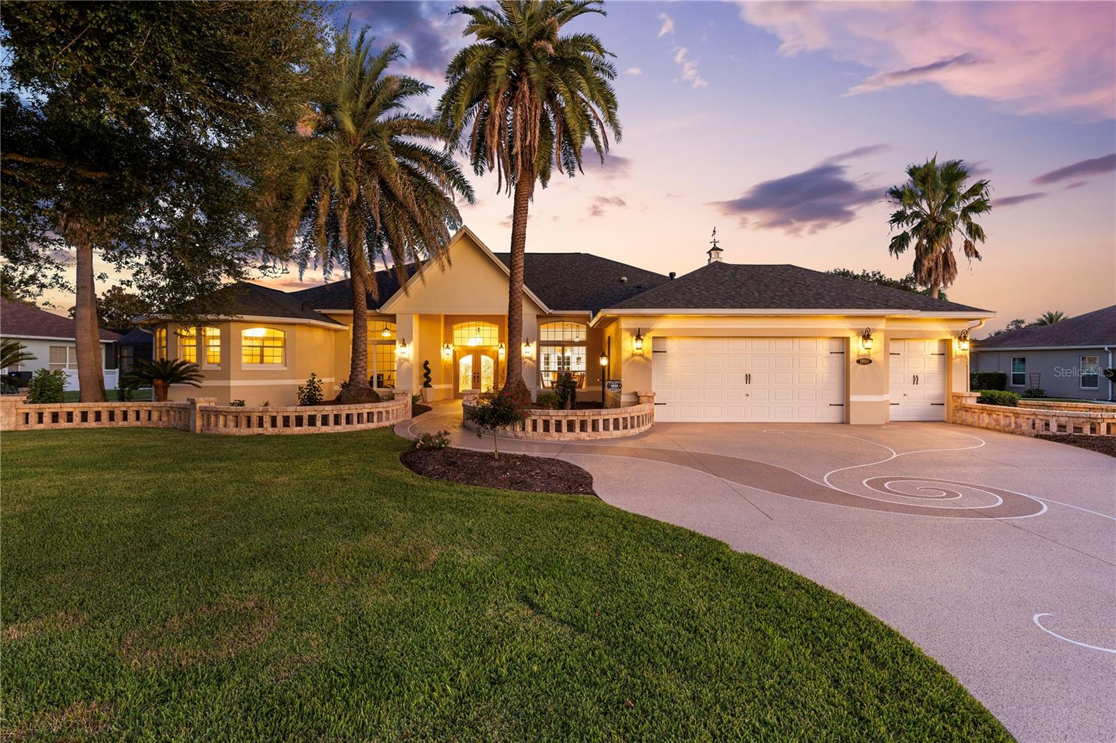 Single Family Residence in THE VILLAGES, FL - Daniel Dourado