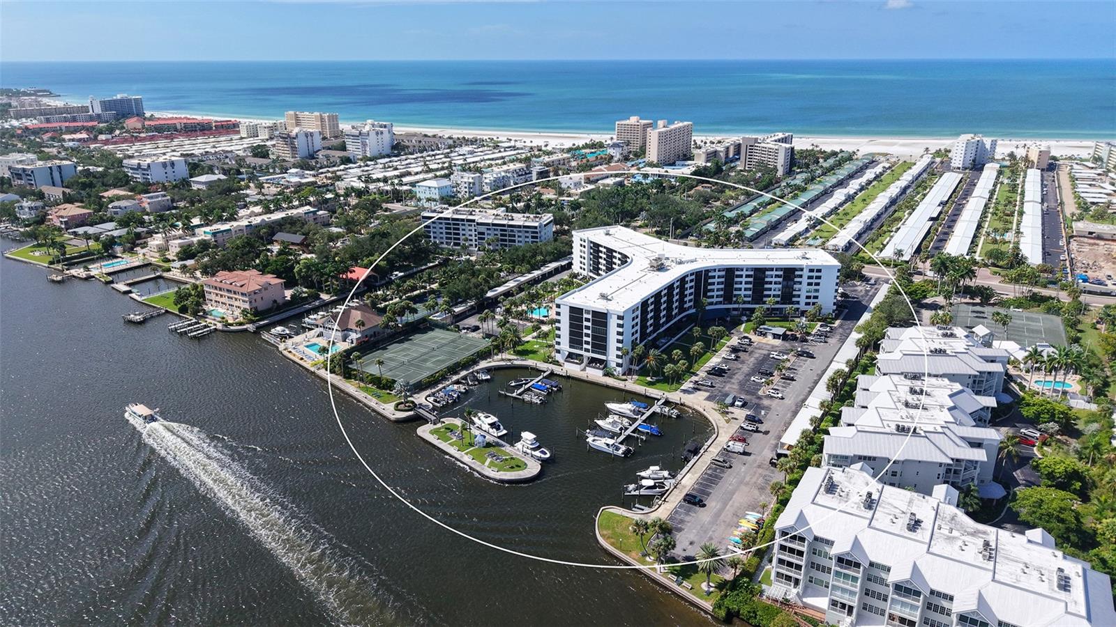 Condominium in SARASOTA, FL - Daniel Dourado
