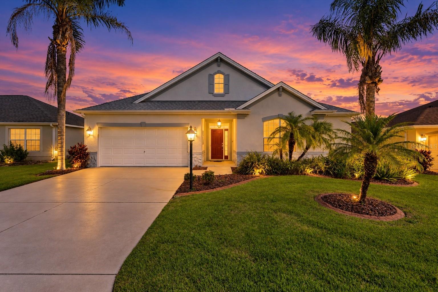 Single Family Residence in THE VILLAGES, FL - Daniel Dourado