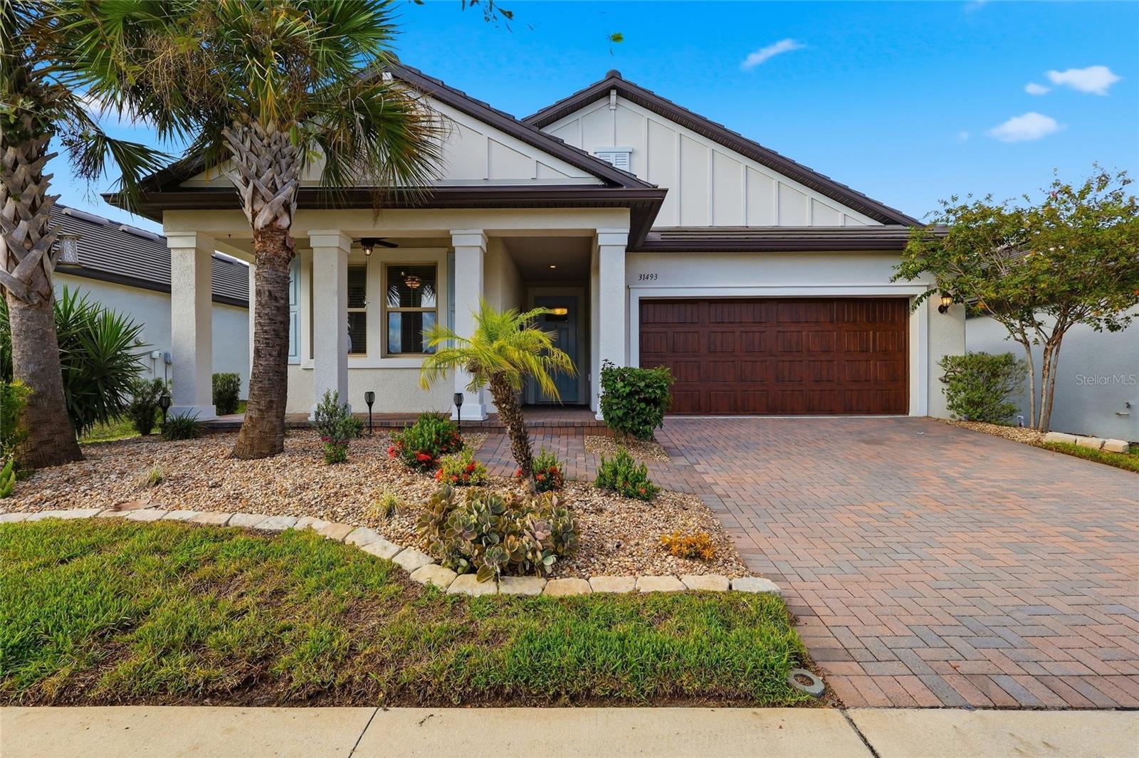 Single Family Residence in SAN ANTONIO, FL - Daniel Dourado