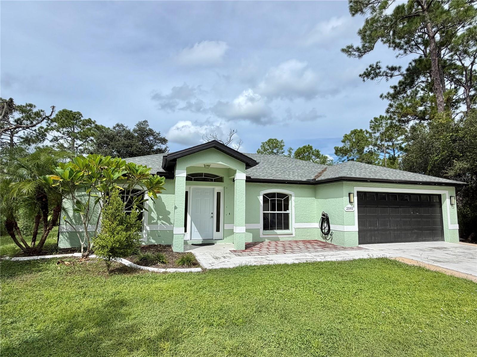 Single Family Residence in NORTH PORT, FL - Daniel Dourado