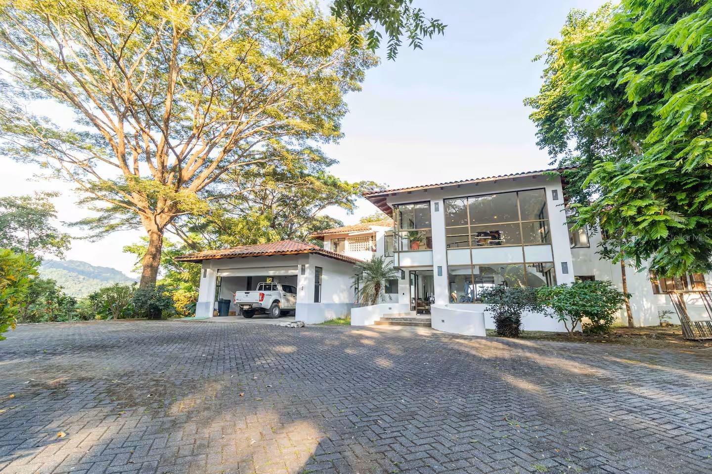 Single Family Residence em TAMBOR, OC - Daniel Dourado