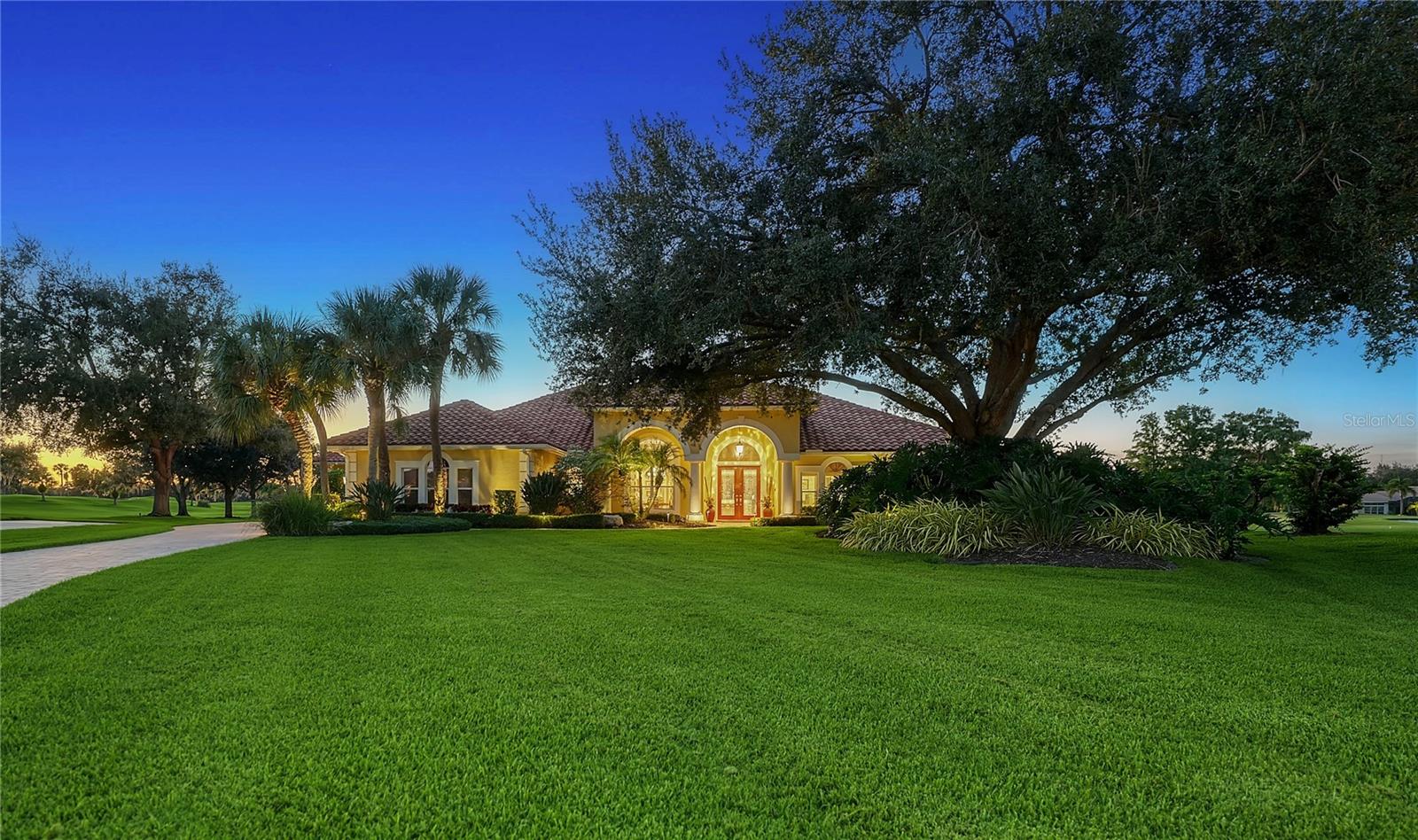 Single Family Residence em SARASOTA, FL - Daniel Dourado