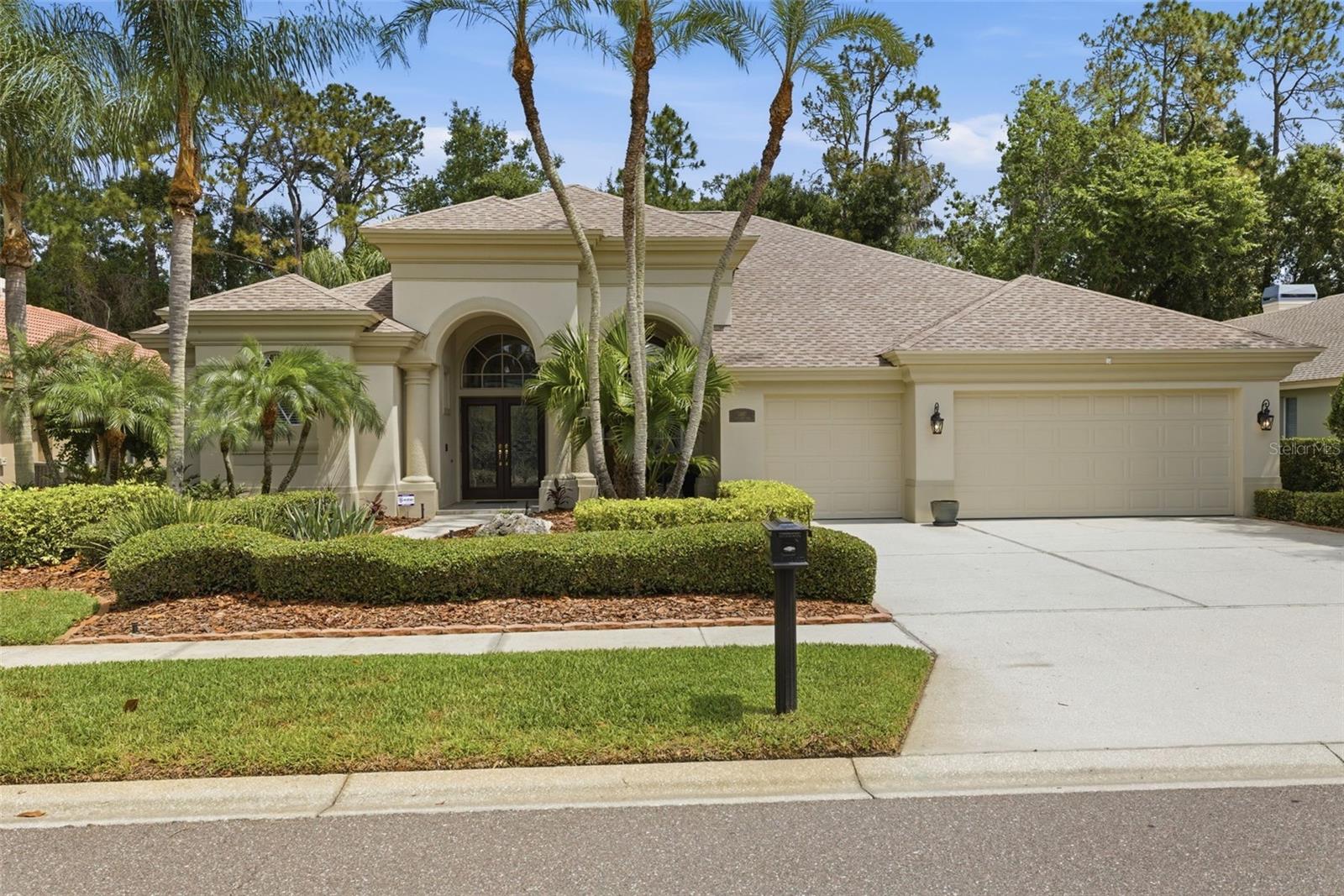 Single Family Residence in TARPON SPRINGS, FL - Daniel Dourado