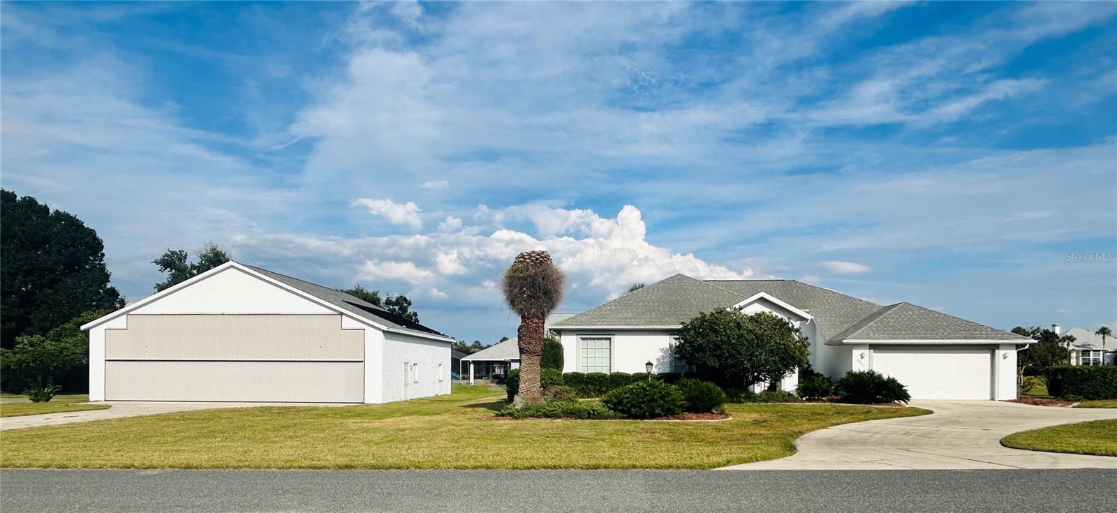 Single Family Residence in OCALA, FL - Daniel Dourado