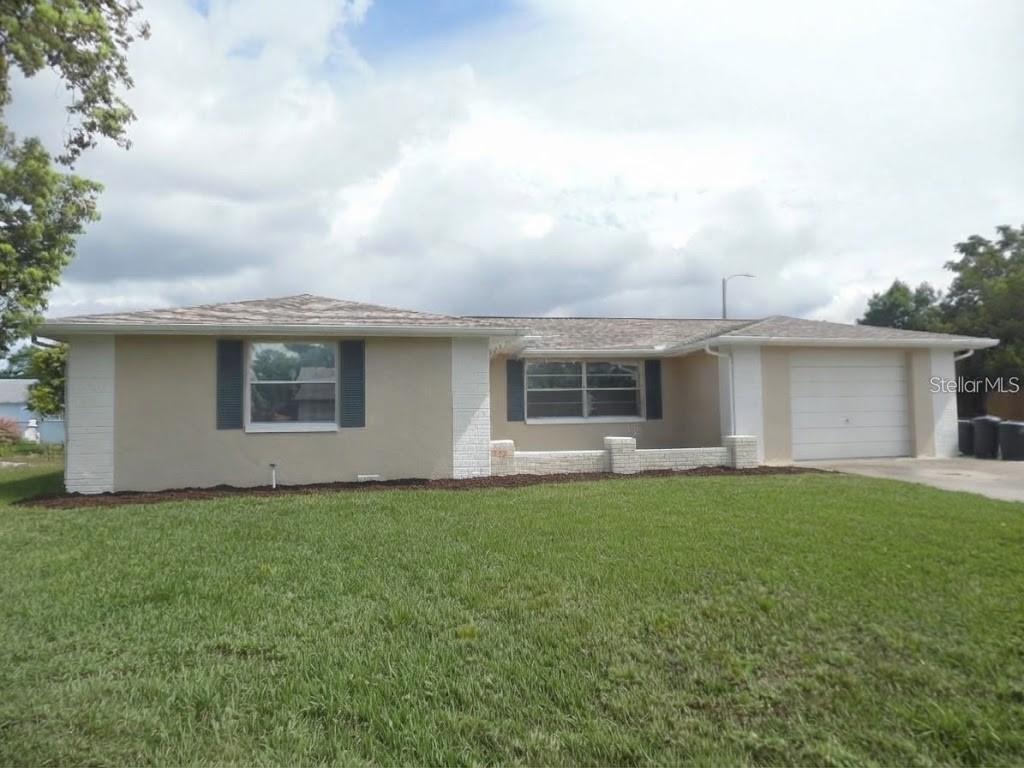 Single Family Residence in PORT RICHEY, FL - Daniel Dourado
