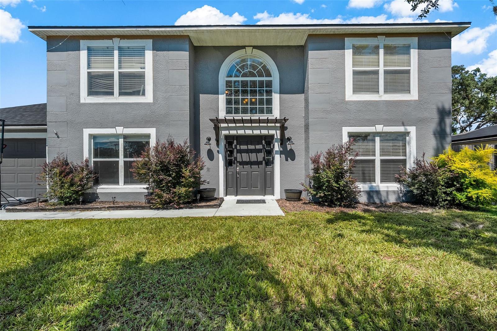 Single Family Residence in SPRING HILL, FL - Daniel Dourado