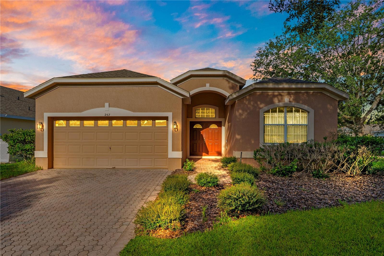 Single Family Residence em DAVENPORT, FL - Daniel Dourado