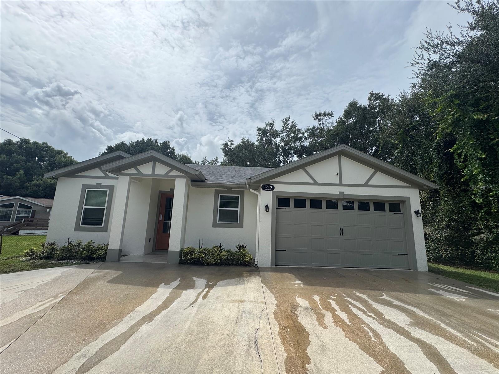 Single Family Residence in KISSIMMEE, FL - Daniel Dourado