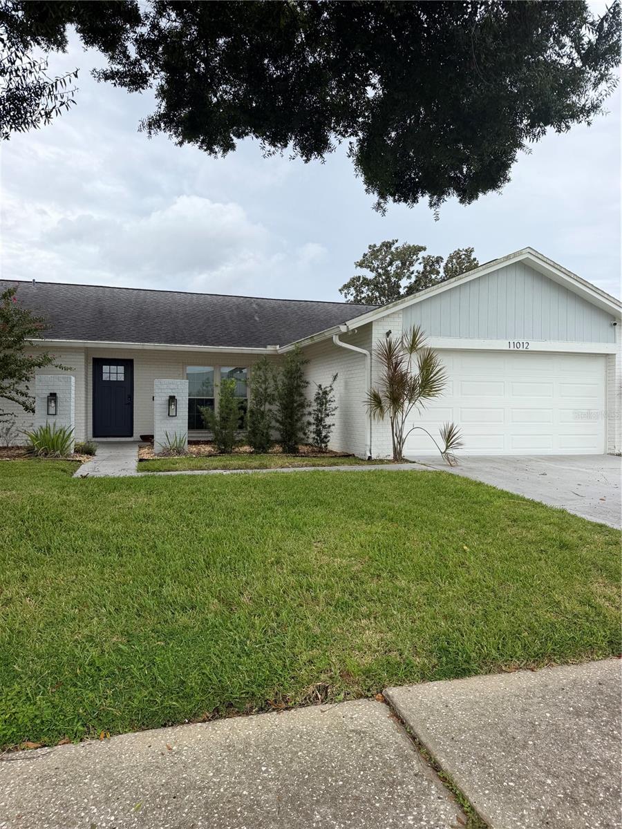 Single Family Residence in TAMPA, FL - Daniel Dourado