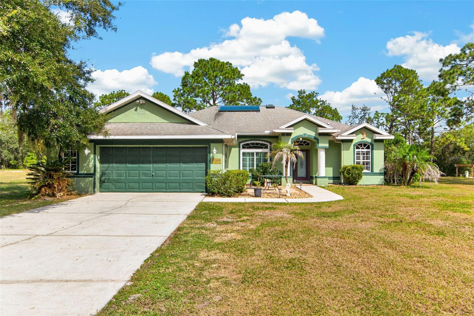Single Family Residence in BROOKSVILLE, FL - Daniel Dourado