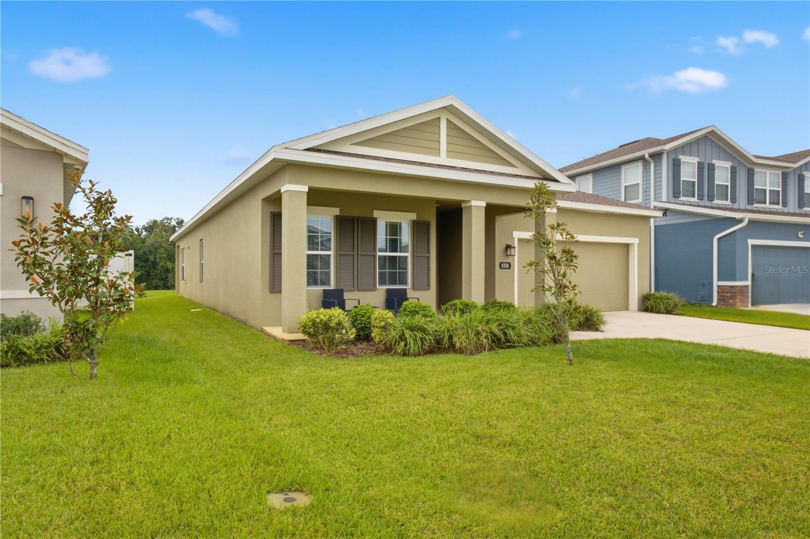 Single Family Residence in WESLEY CHAPEL, FL - Daniel Dourado
