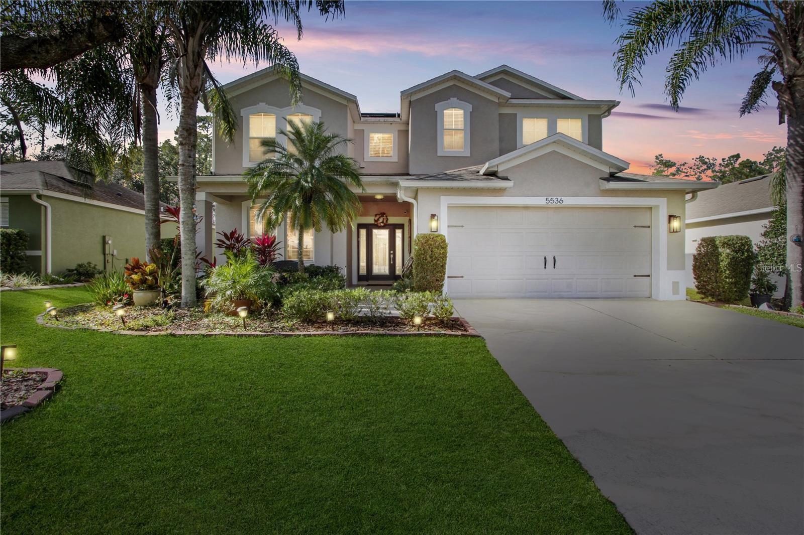 Single Family Residence in MOUNT DORA, FL - Daniel Dourado