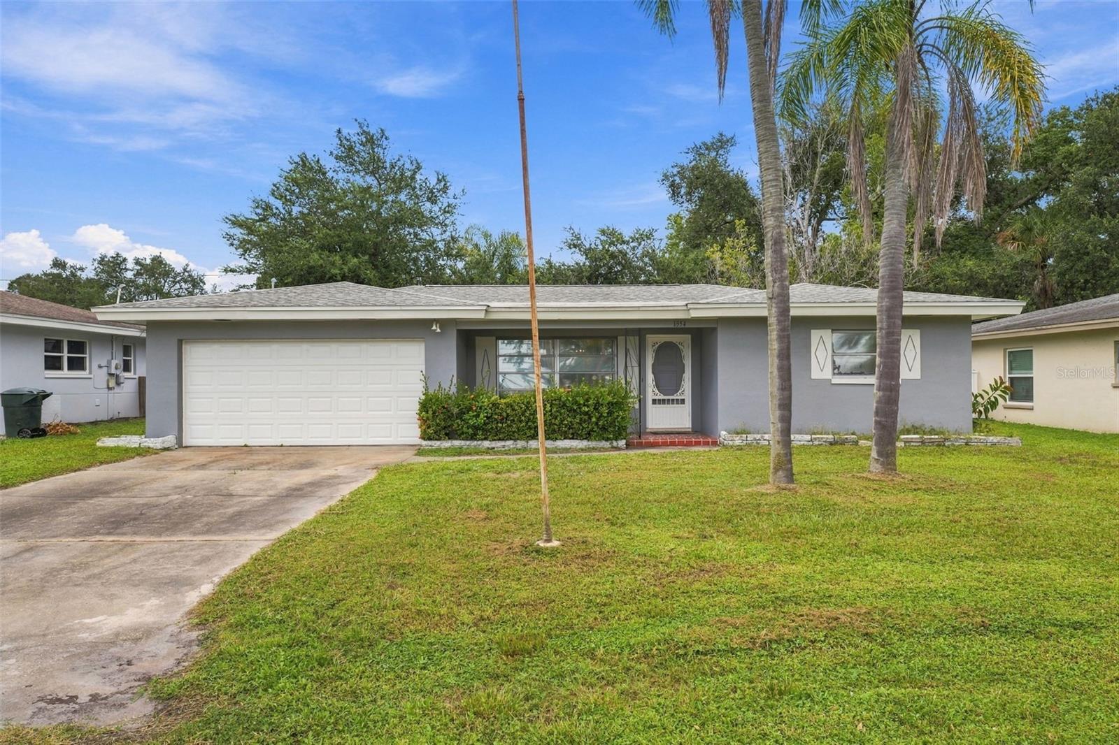 Single Family Residence em DUNEDIN, FL - Daniel Dourado