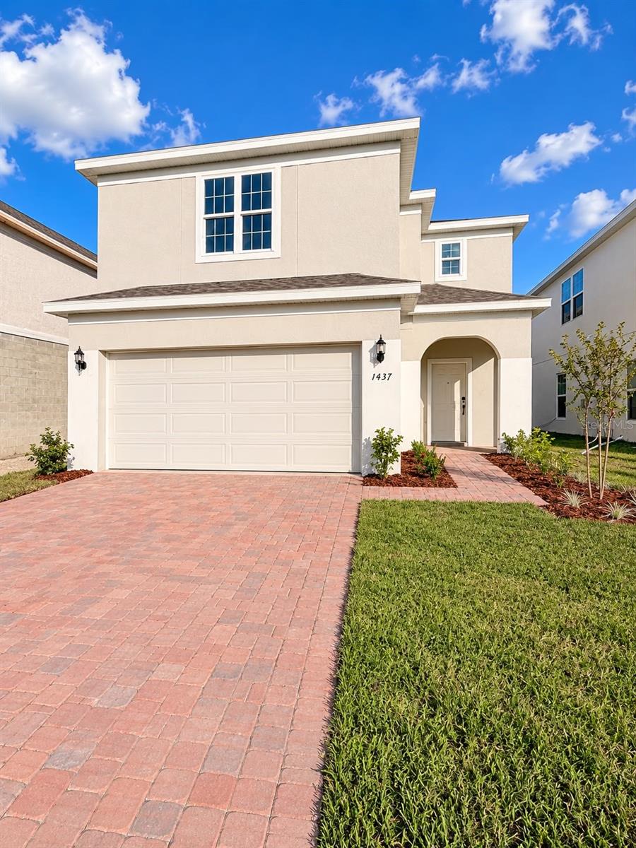 Single Family Residence em DAVENPORT, FL - Daniel Dourado