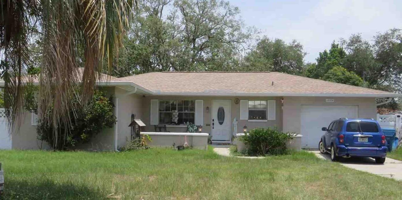 Single Family Residence in SPRING HILL, FL - Daniel Dourado