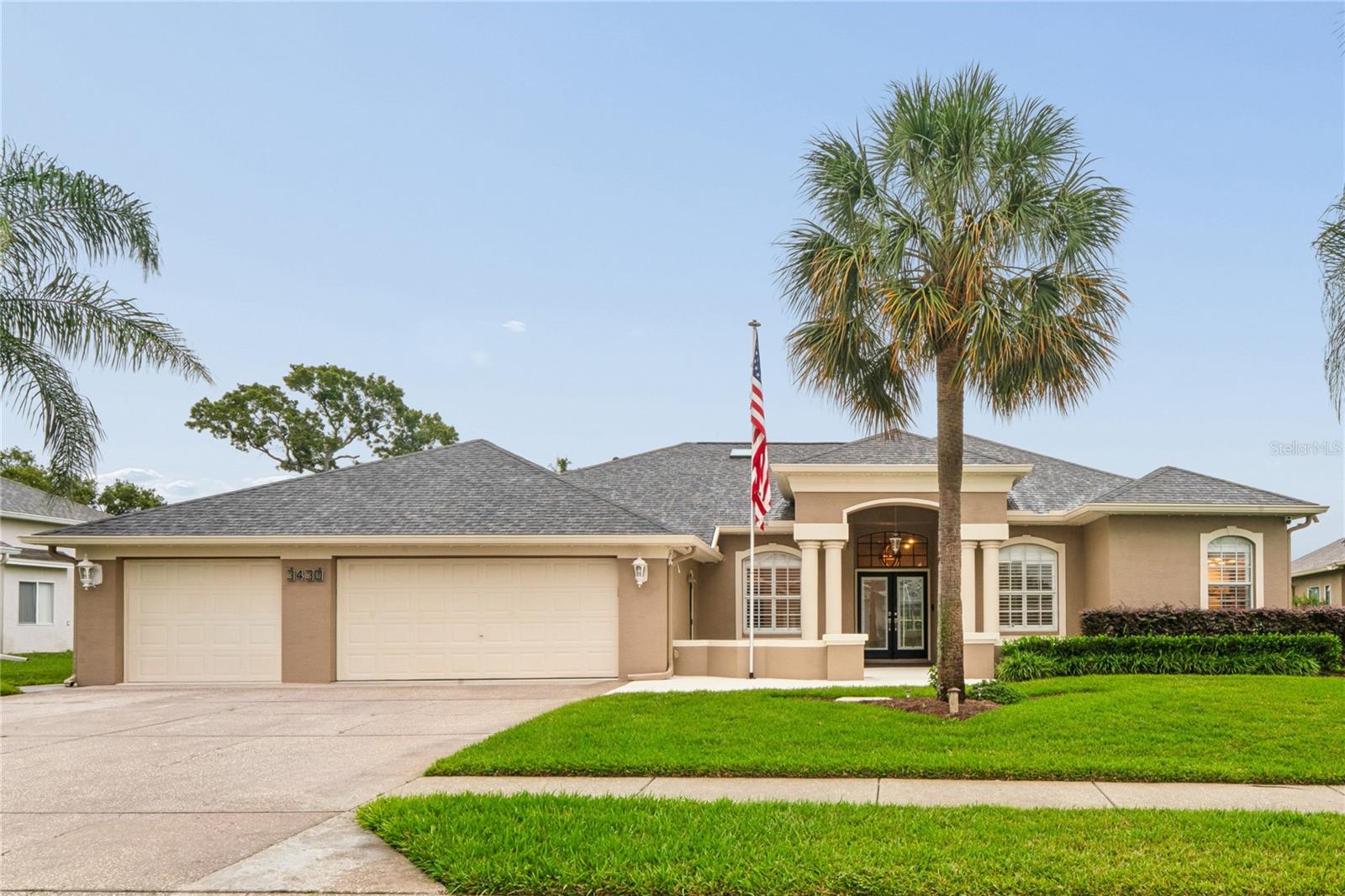 Single Family Residence in SPRING HILL, FL - Daniel Dourado