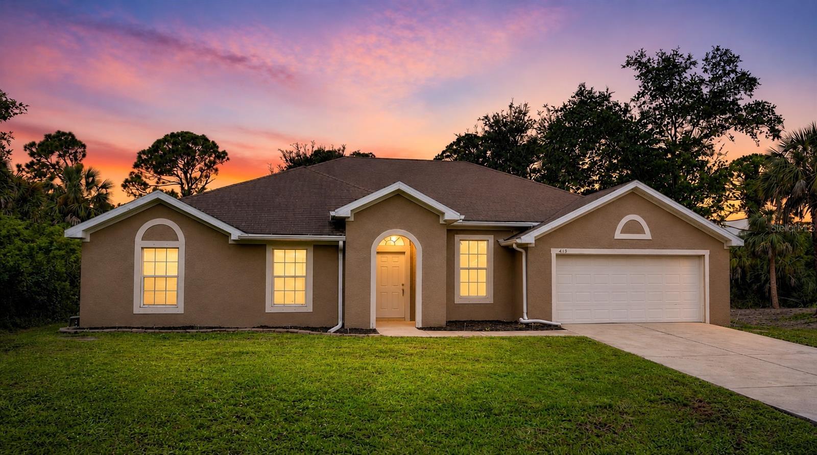 Single Family Residence em PORT CHARLOTTE, FL - Daniel Dourado
