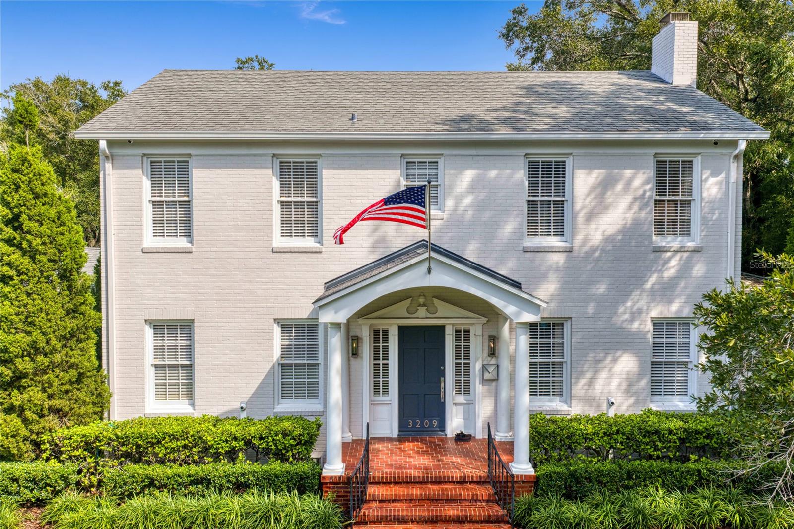 Single Family Residence in TAMPA, FL - Daniel Dourado