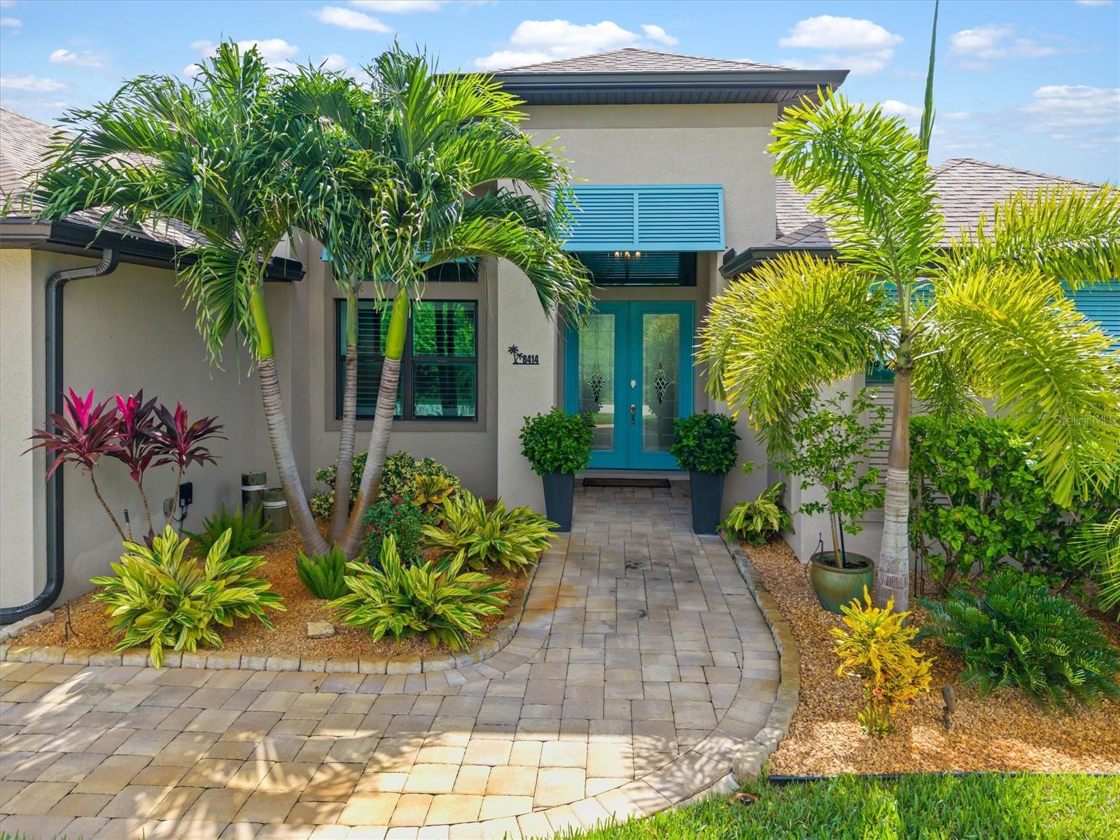 Single Family Residence in PORT CHARLOTTE, FL - Daniel Dourado
