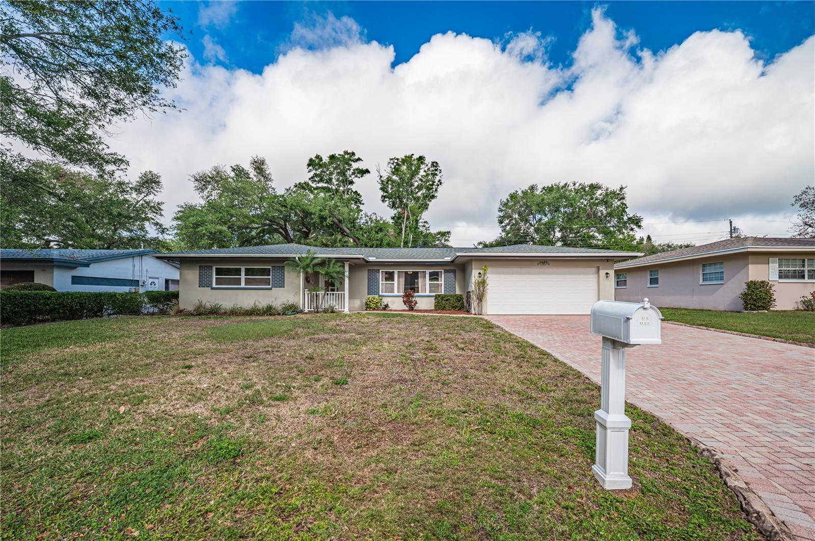 Single Family Residence em CLEARWATER, FL - Daniel Dourado