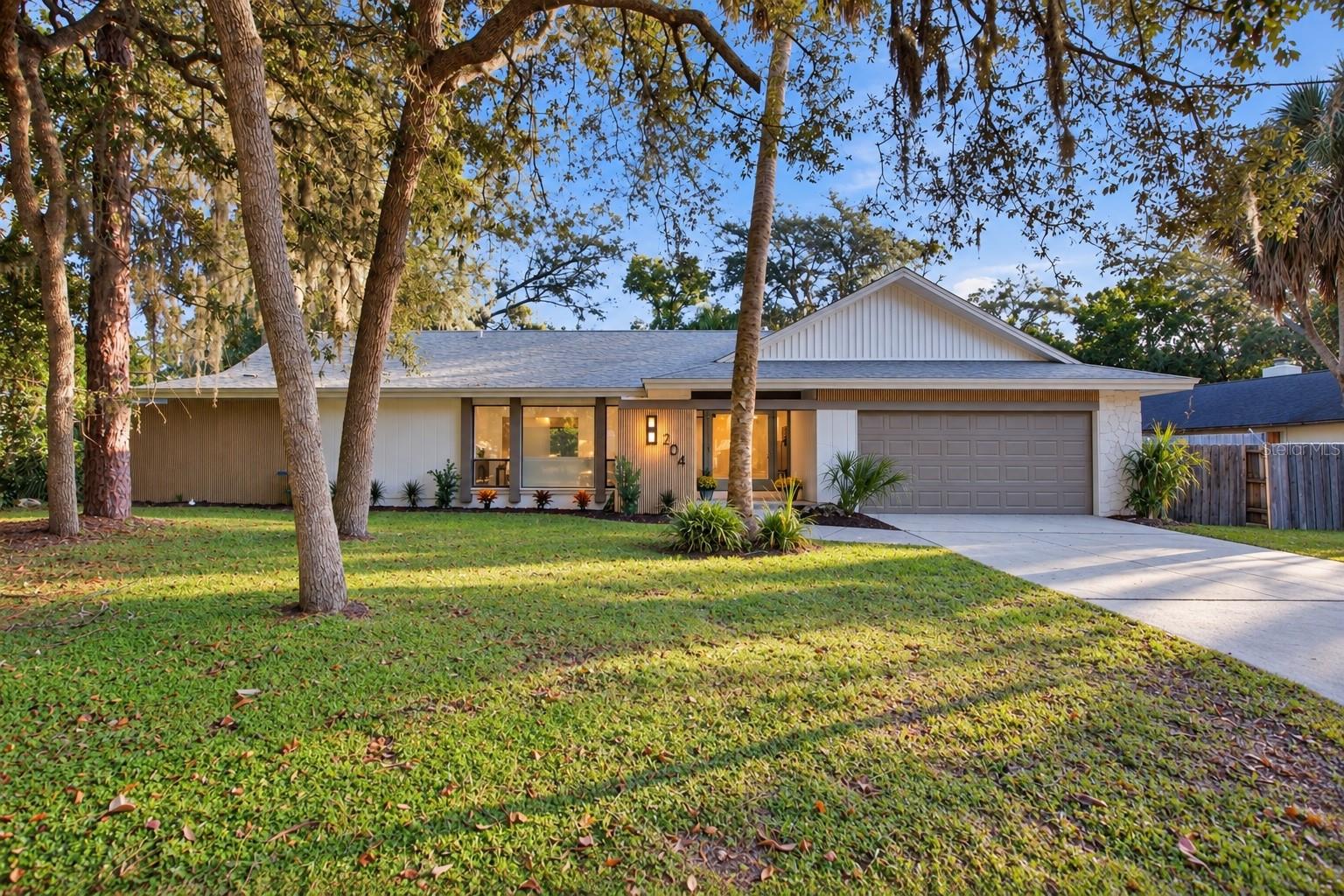 Single Family Residence em LONGWOOD, FL - Daniel Dourado