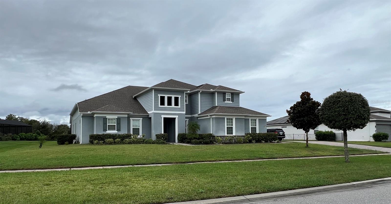 Single Family Residence in ORLANDO, FL - Daniel Dourado
