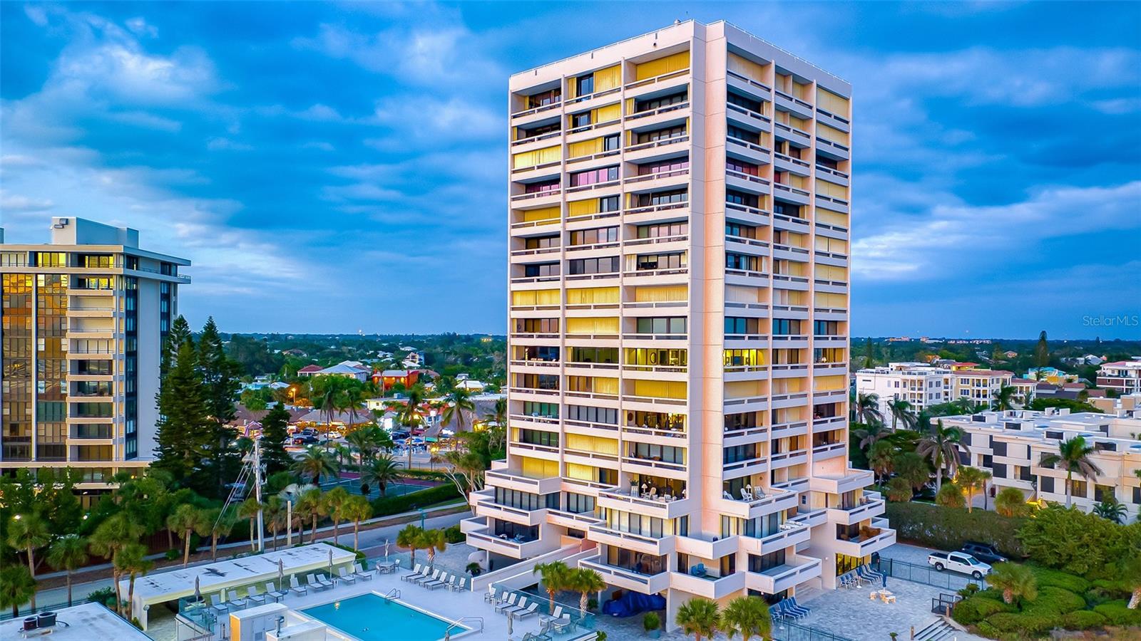 Condominium in SARASOTA, FL - Daniel Dourado