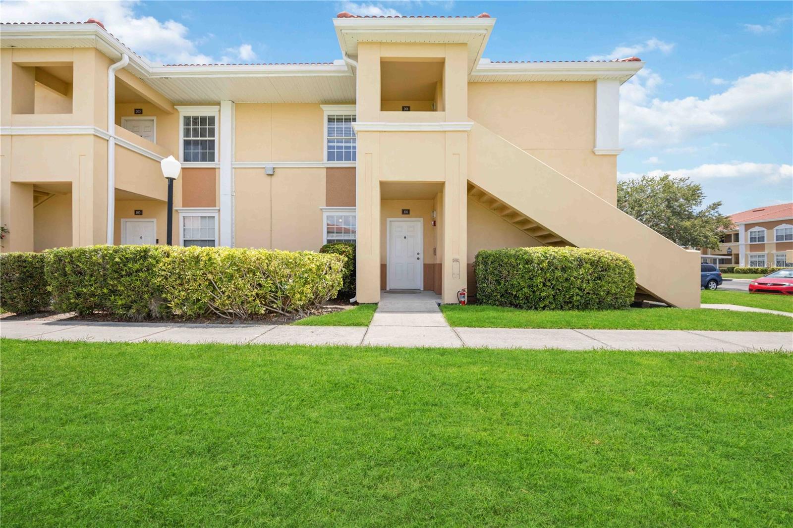 Condominium in SARASOTA, FL - Daniel Dourado