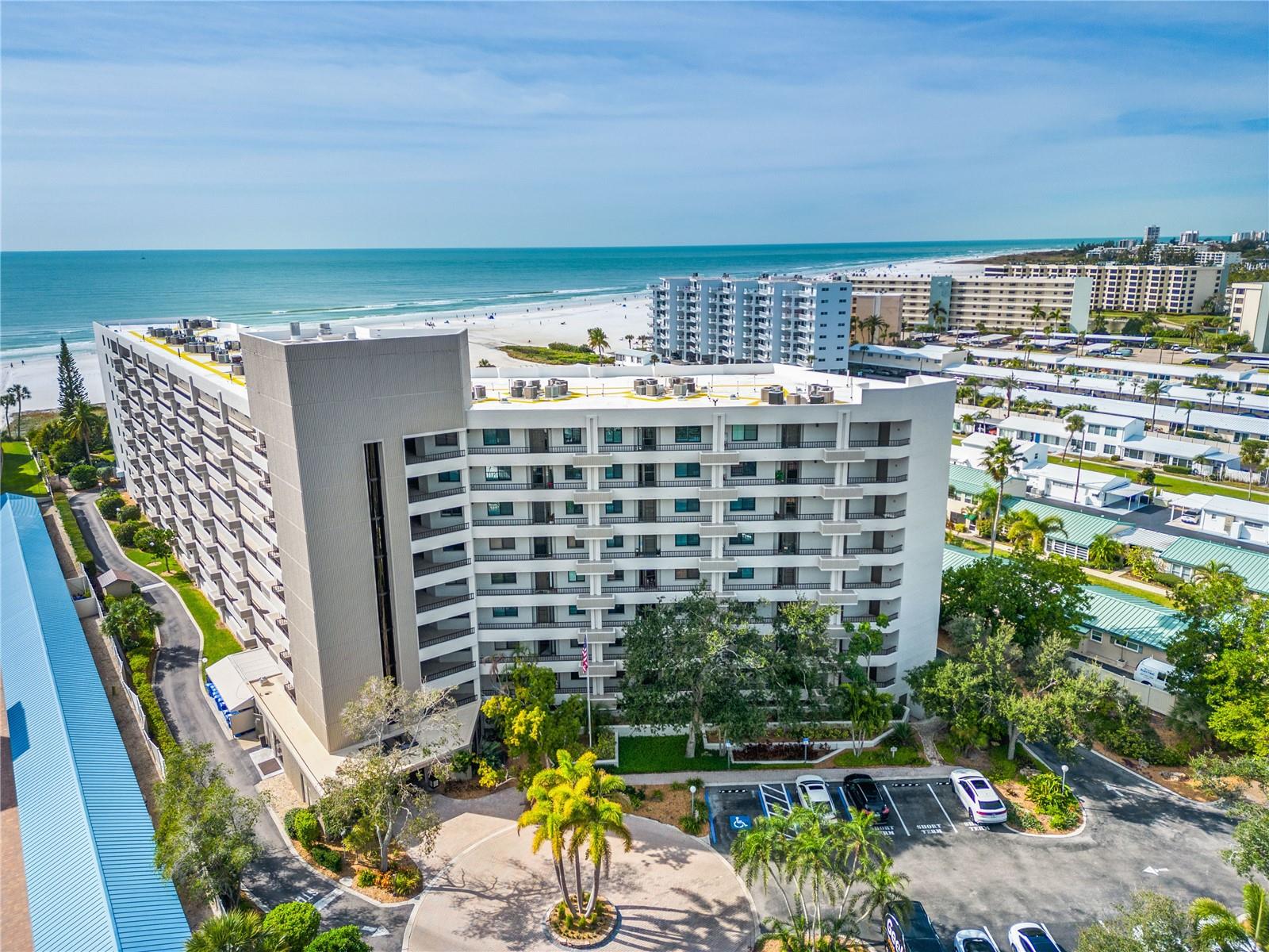 Condominium in SARASOTA, FL - Daniel Dourado