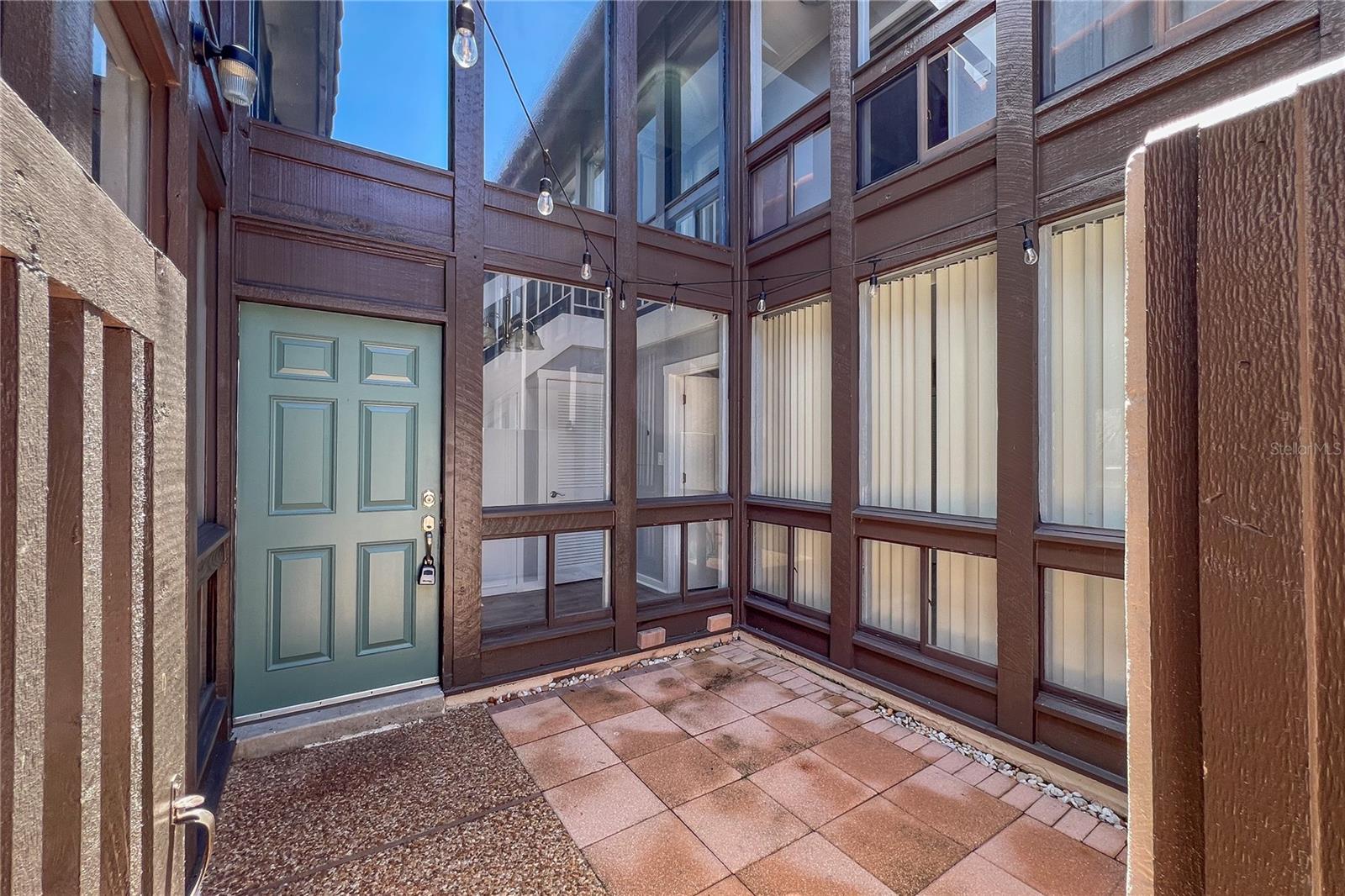 Condominium in SARASOTA, FL - Daniel Dourado