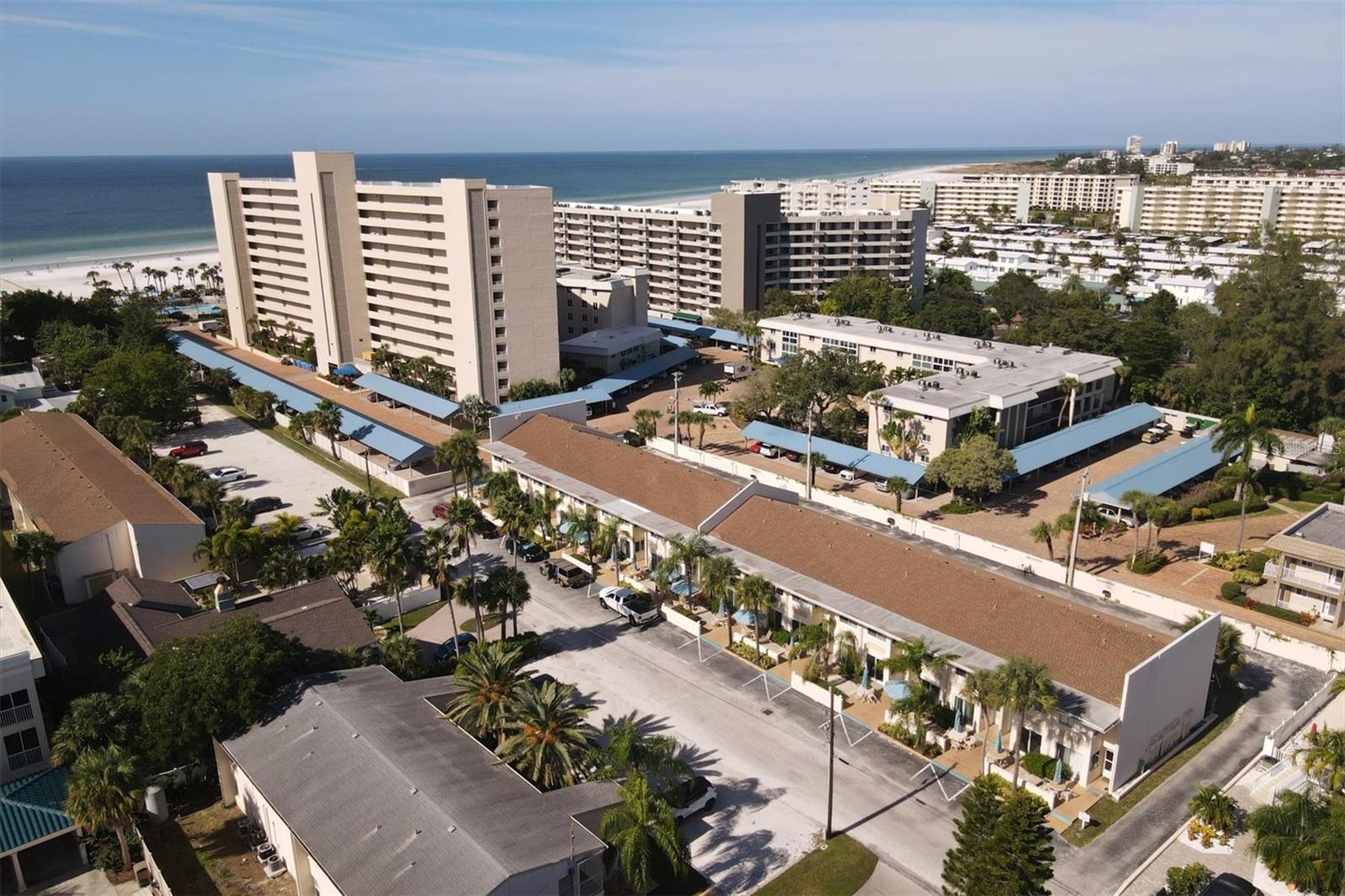 Townhouse in SARASOTA, FL - Daniel Dourado