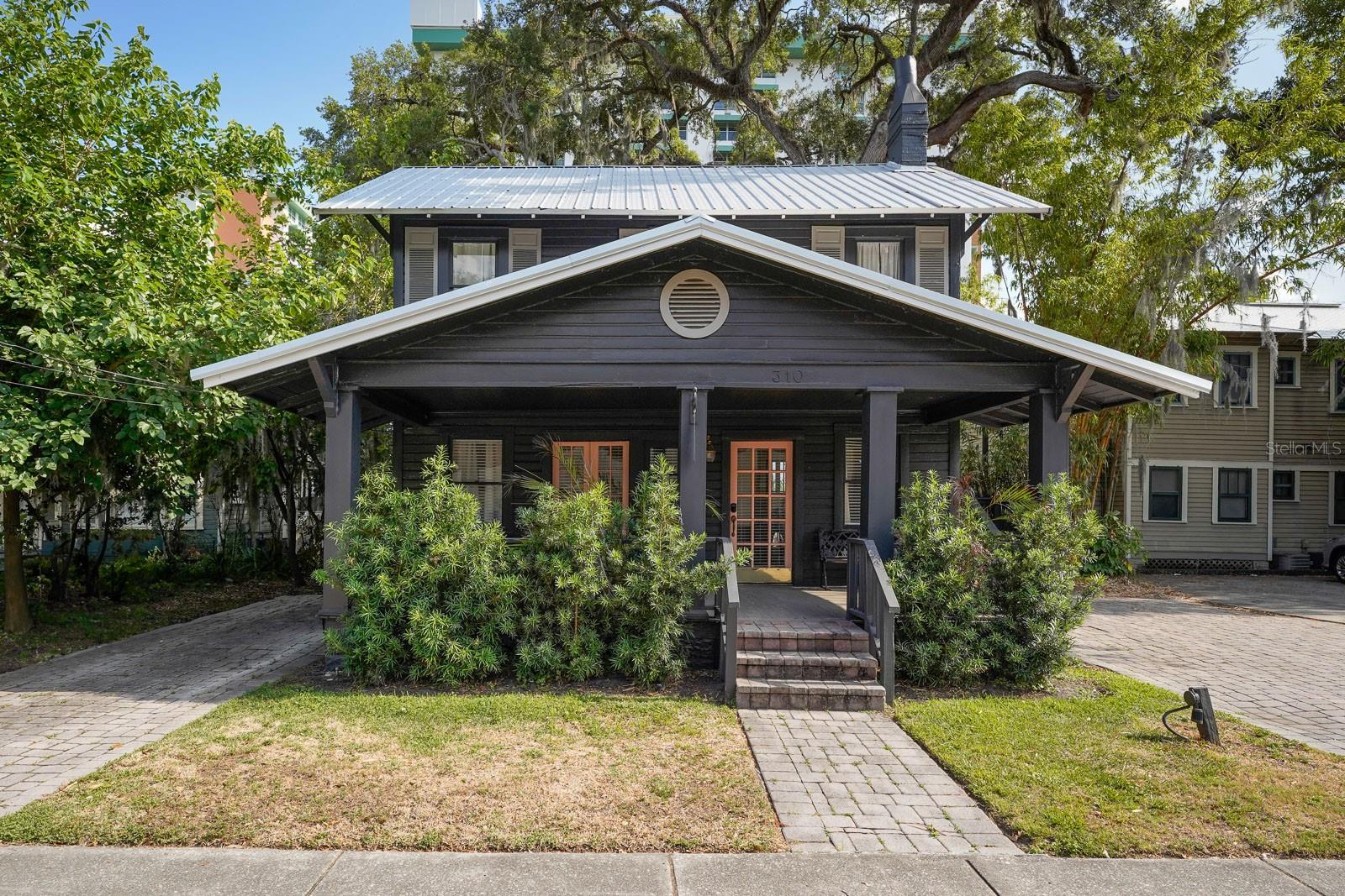 Mixed Use em ORLANDO, FL - Daniel Dourado