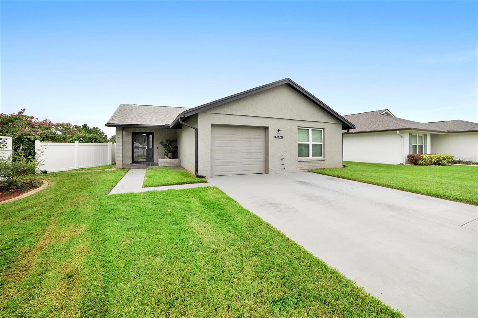 Single Family Residence em ORLANDO, FL - Daniel Dourado