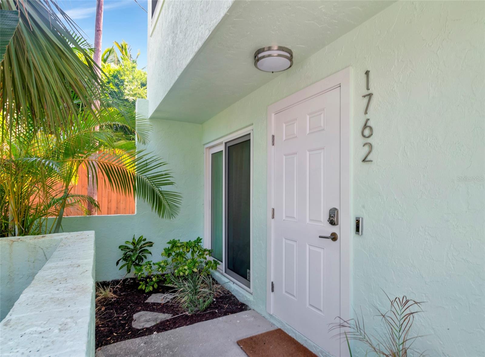 Condominium in SARASOTA, FL - Daniel Dourado