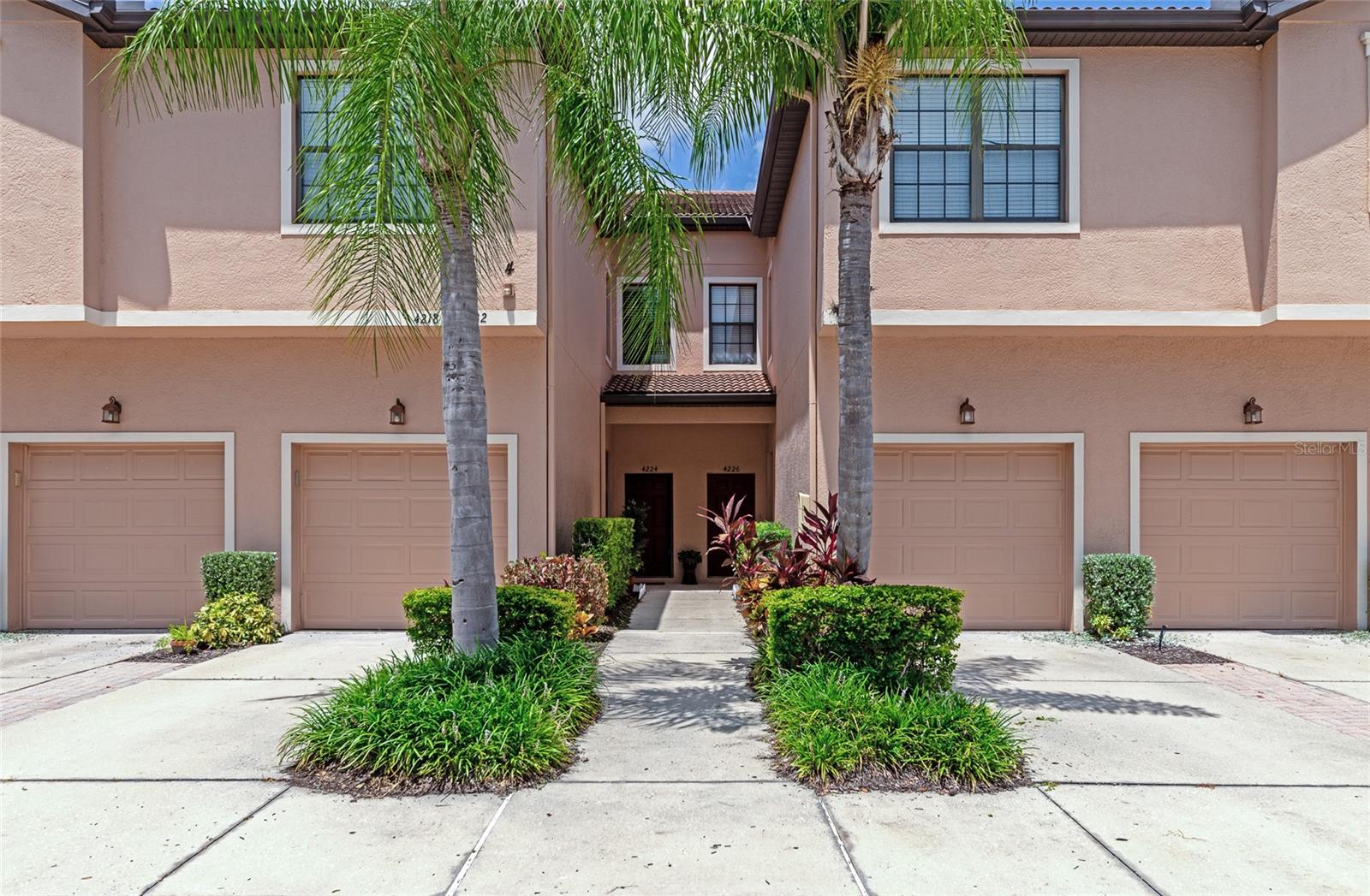Townhouse in SARASOTA, FL - Daniel Dourado