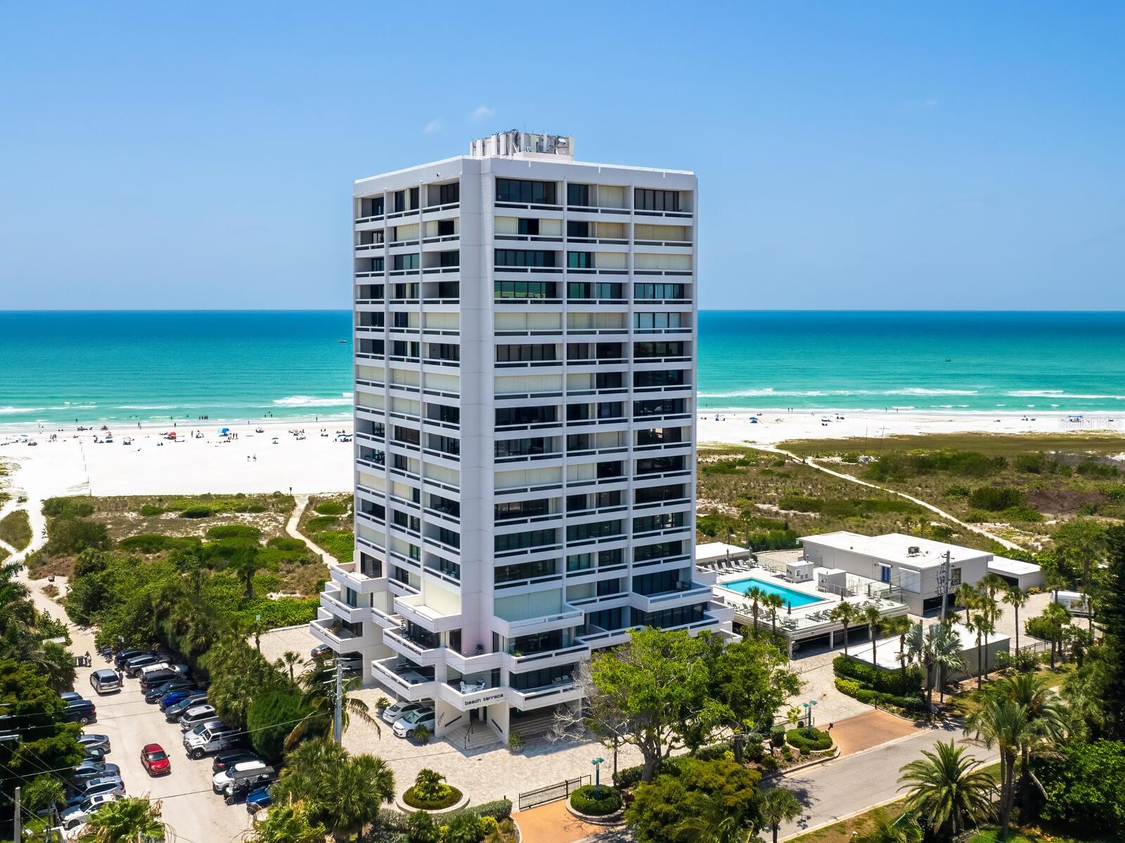 Condominium in SARASOTA, FL - Daniel Dourado
