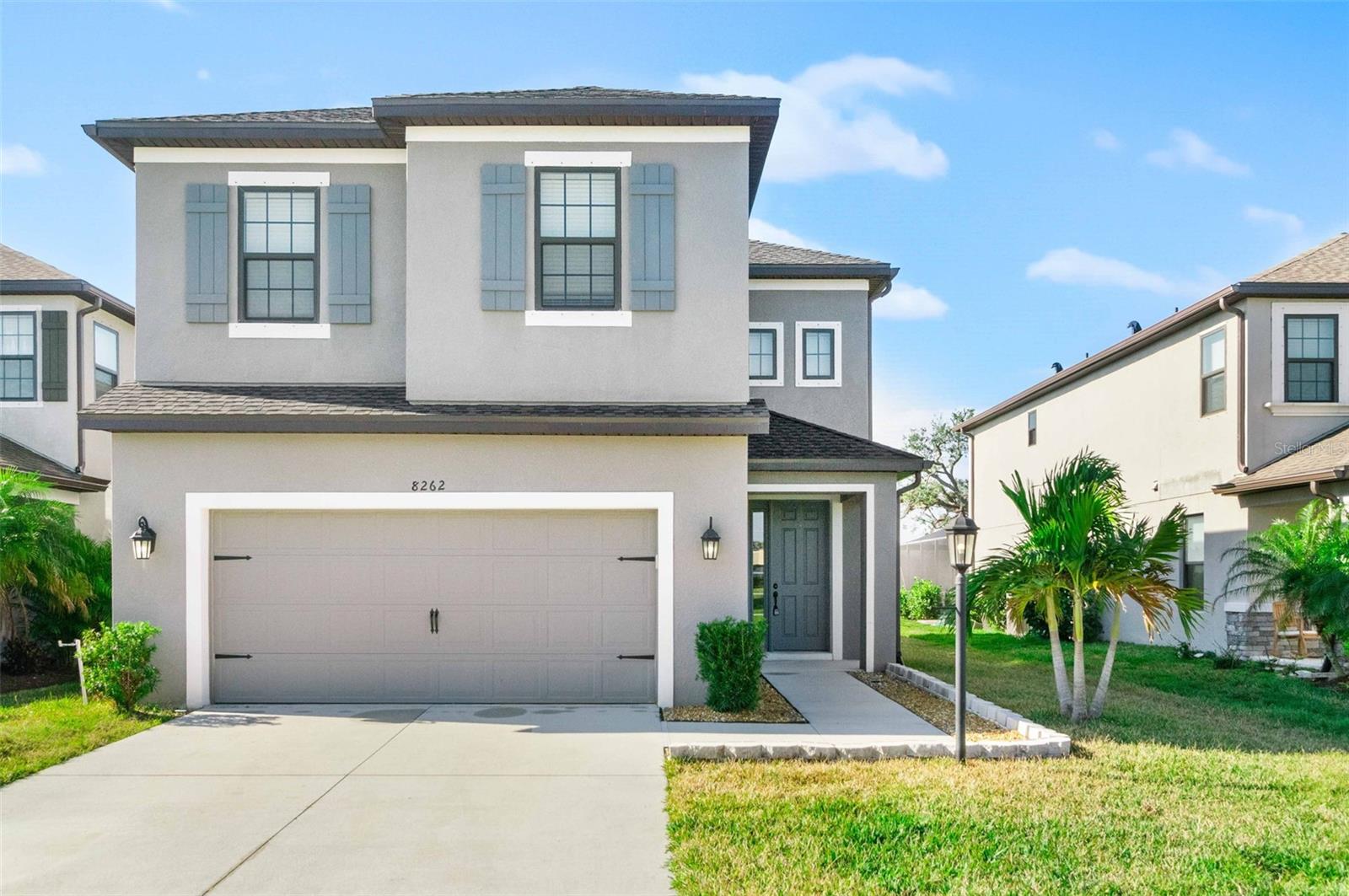 Single Family Residence in SARASOTA, FL - Daniel Dourado