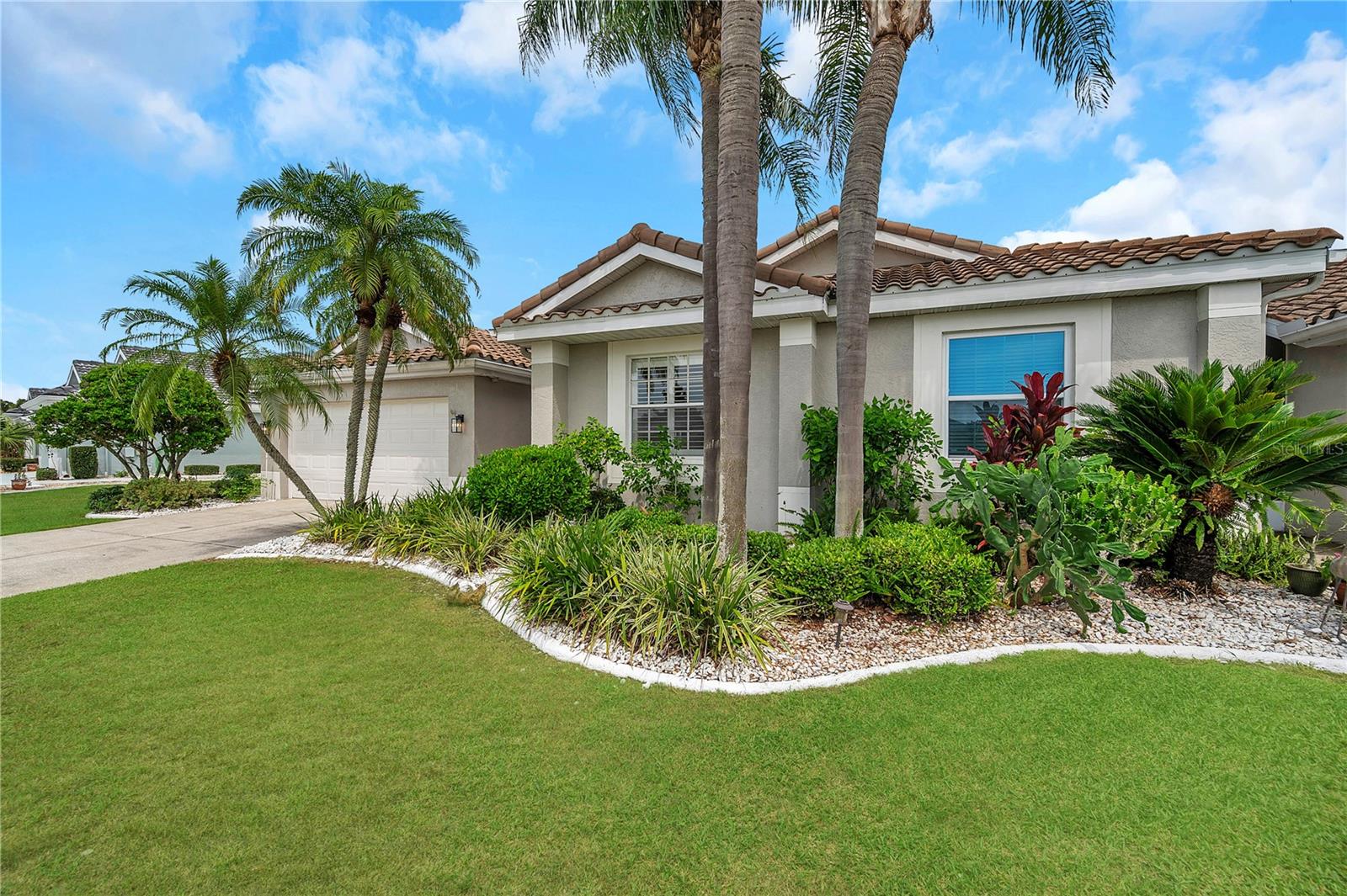 Single Family Residence in SUN CITY CENTER, FL - Daniel Dourado