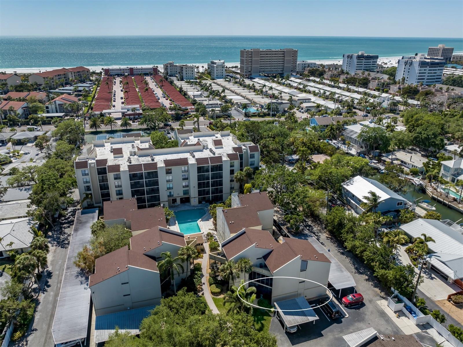 Condominium in SARASOTA, FL - Daniel Dourado