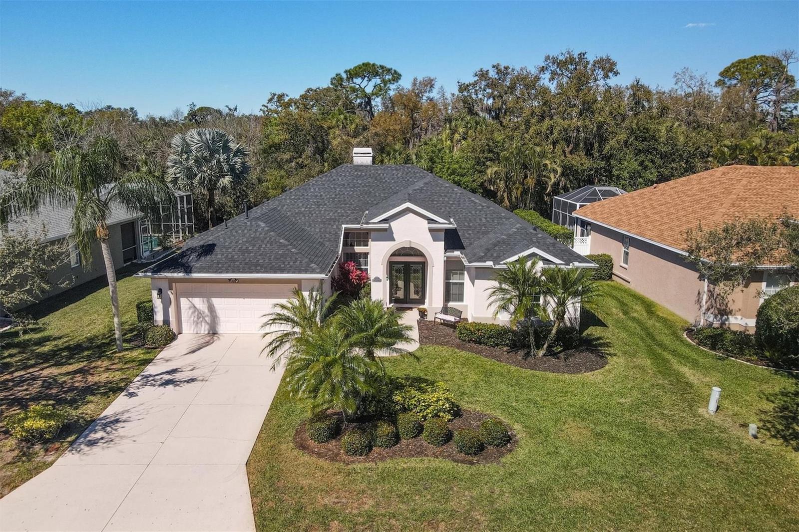 Single Family Residence in SARASOTA, FL - Daniel Dourado