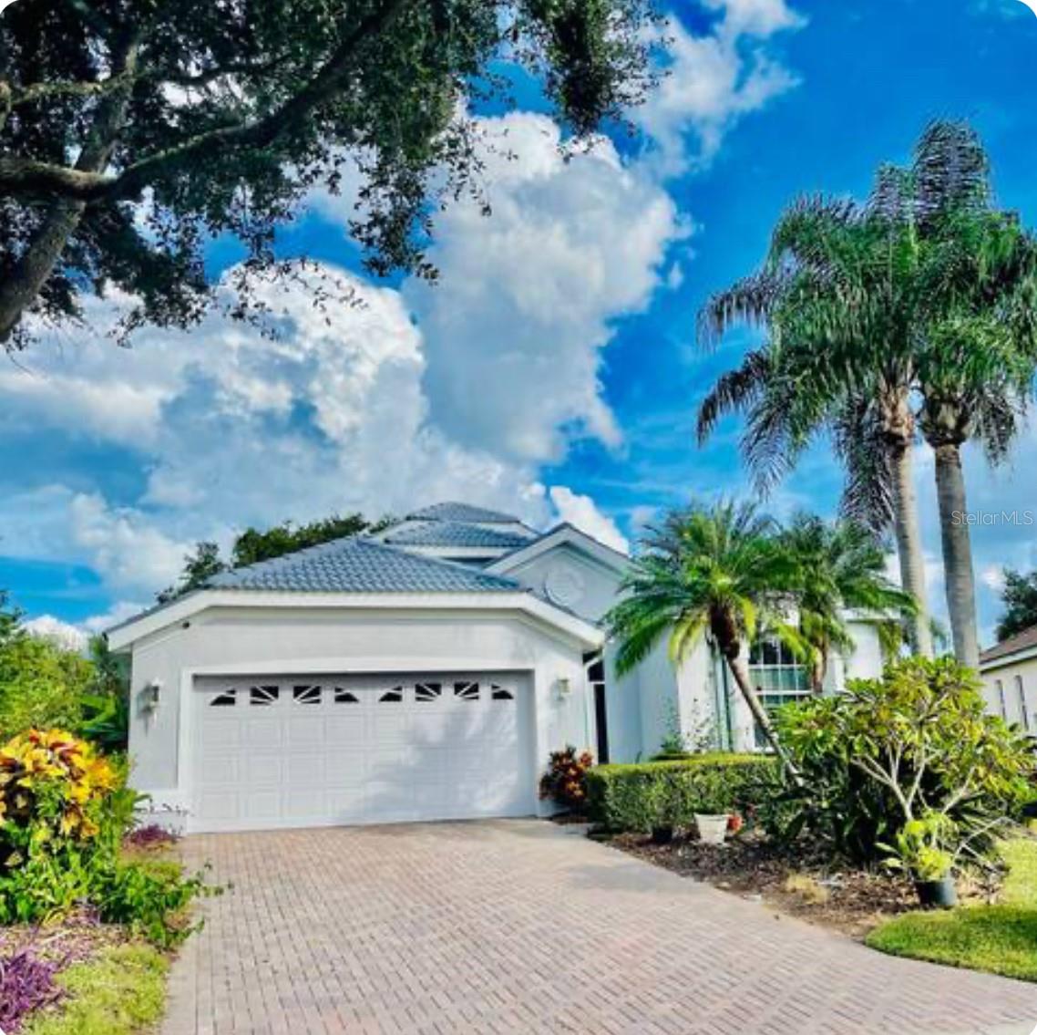 Single Family Residence in SARASOTA, FL - Daniel Dourado