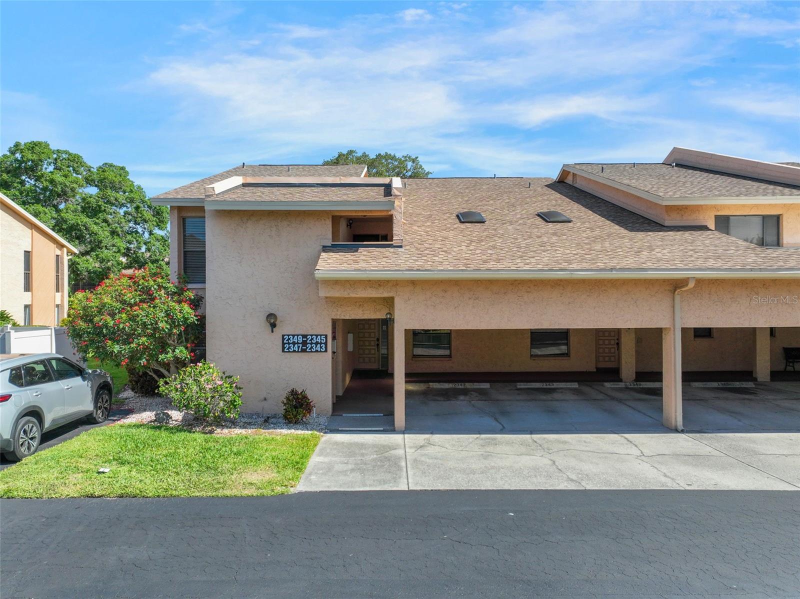 Condominium in SARASOTA, FL - Daniel Dourado