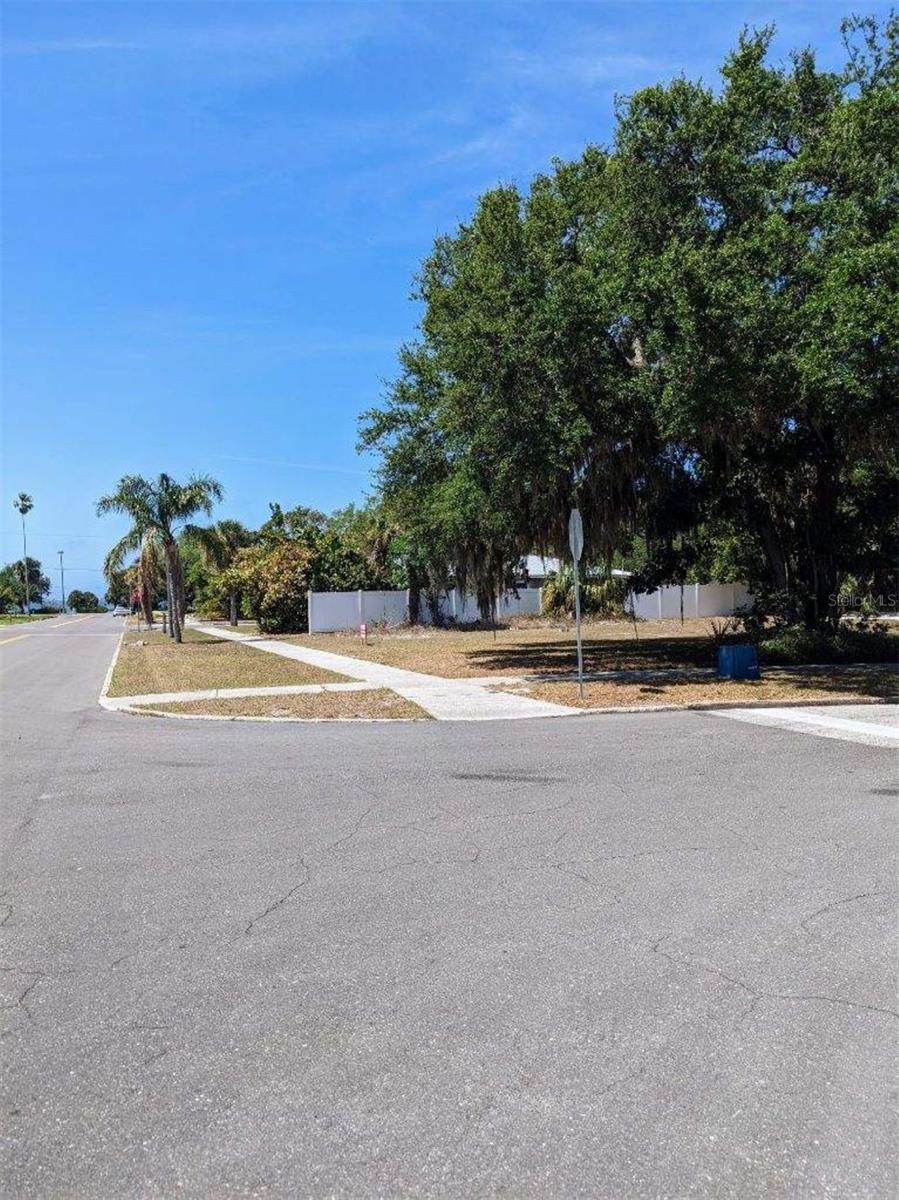  in SARASOTA, FL - Daniel Dourado