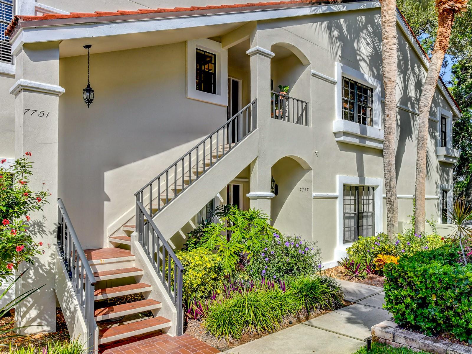 Condominium in SARASOTA, FL - Daniel Dourado