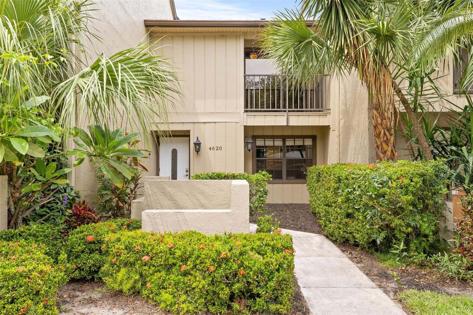 Townhouse in SARASOTA, FL - Daniel Dourado