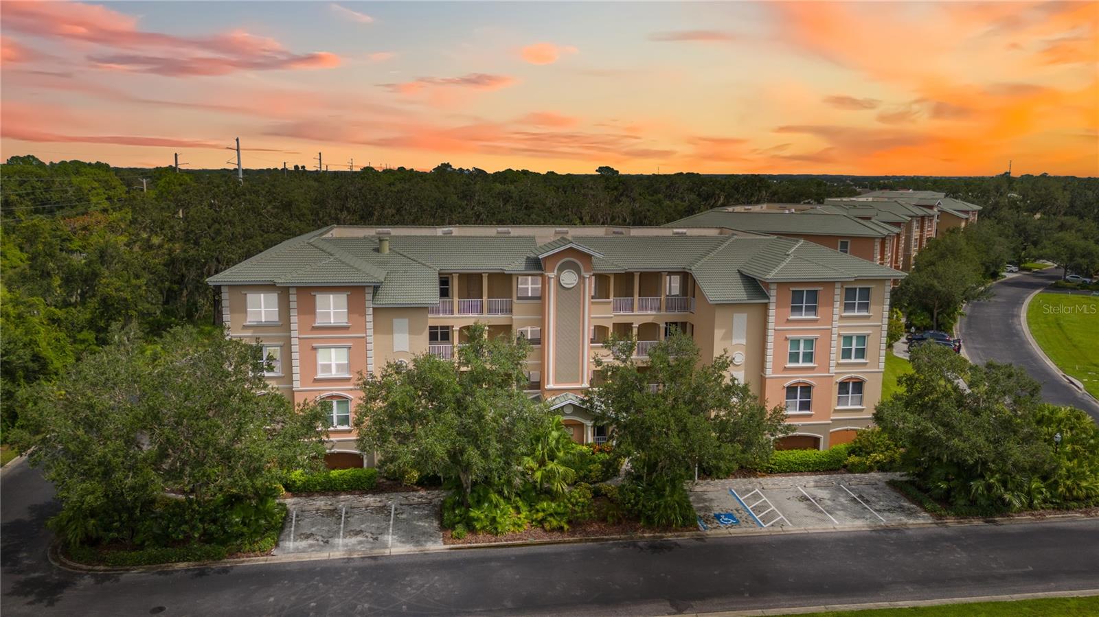 Condominium in SARASOTA, FL - Daniel Dourado