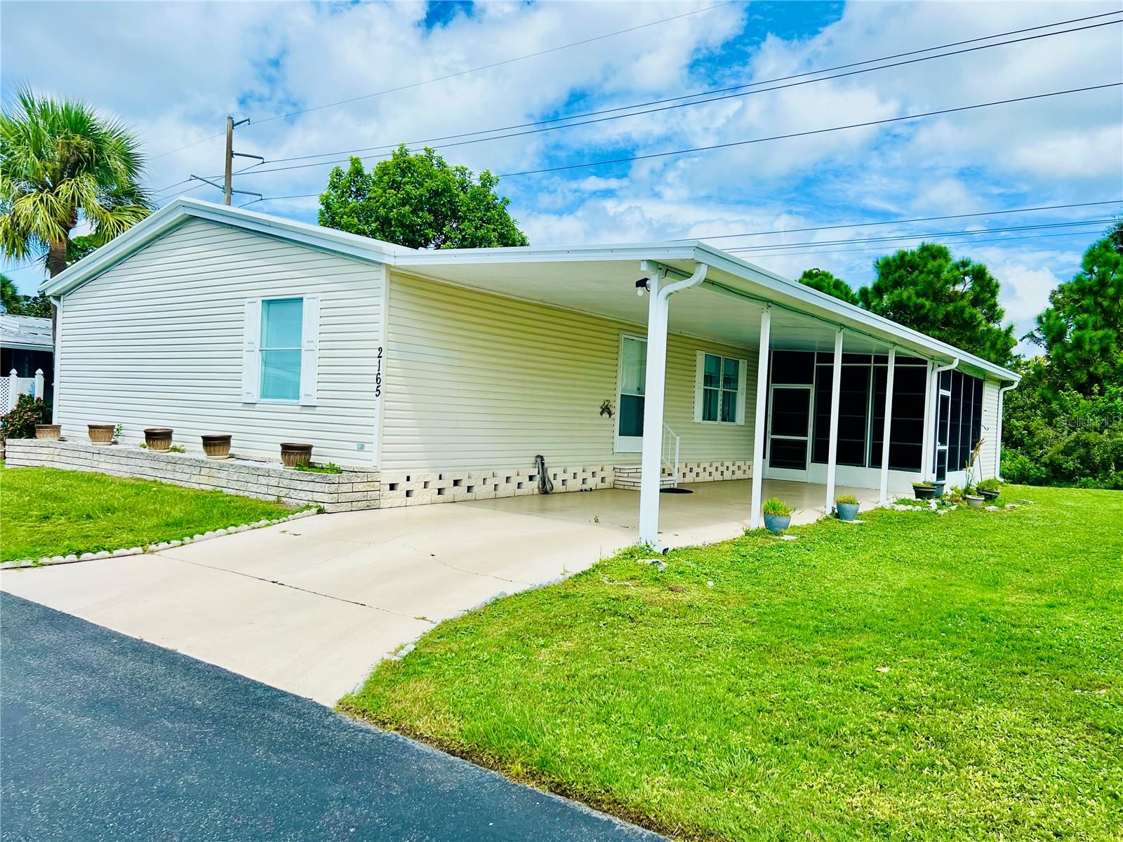Manufactured Home in SARASOTA, FL - Daniel Dourado